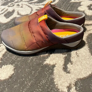 Ryka slip ons. Mules. Like new. Tried on never worn. Size 6